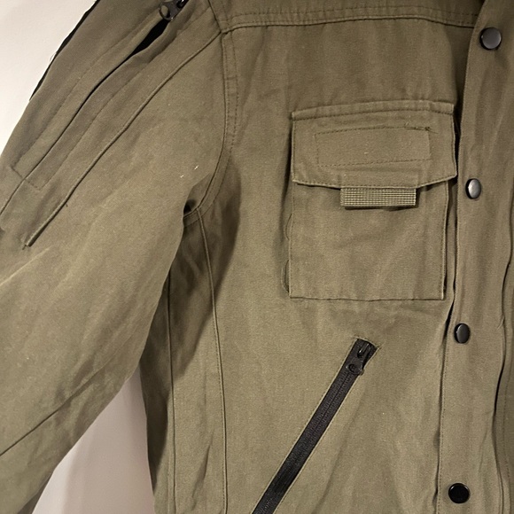 Strappy jacket - Picture 5 of 12